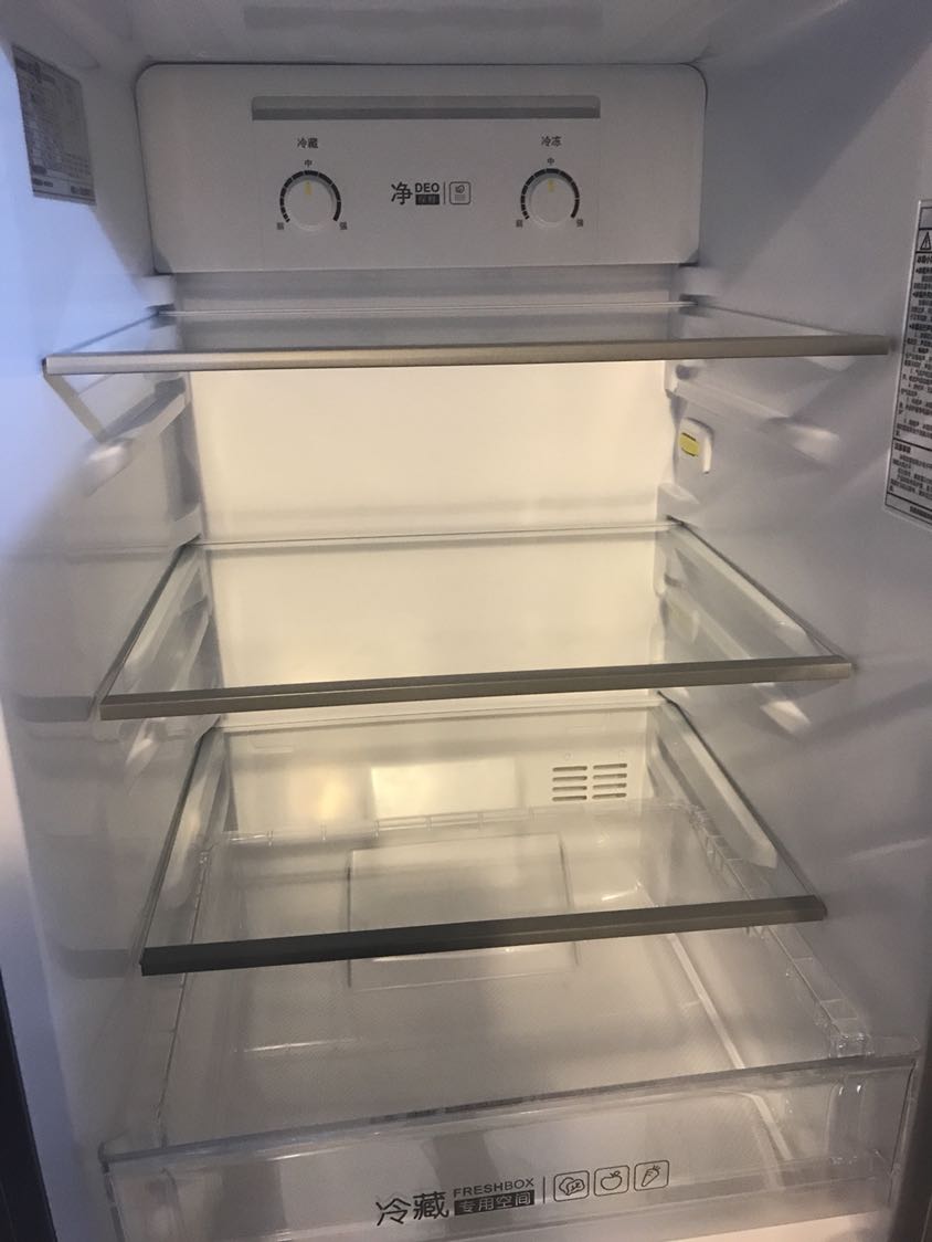 买冰箱风冷直冷重要还是定频变频,风冷冰箱和直冷冰箱哪种比较耐用