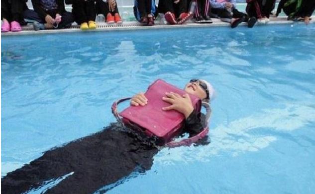 日本小学生几千块钱的书包,日本小学生书包400多块