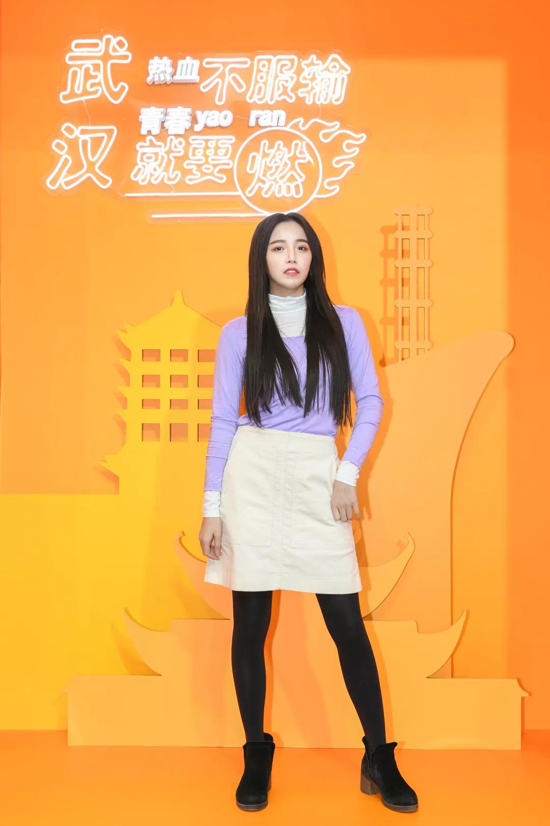 冬天下身穿暖和还是上身穿暖和,冬天想穿的很薄也保暖怎么穿