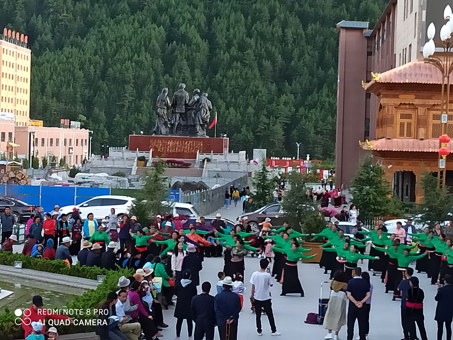 迭部:一脉相连的亲戚,因扎尕那而相聚