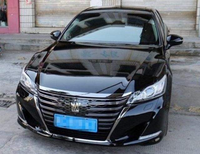 皇冠混动有哪些优缺点,皇冠陆放suv7座真实感受