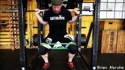 深蹲起来膝盖内扣是什么动作,相扑深蹲膝盖内扣