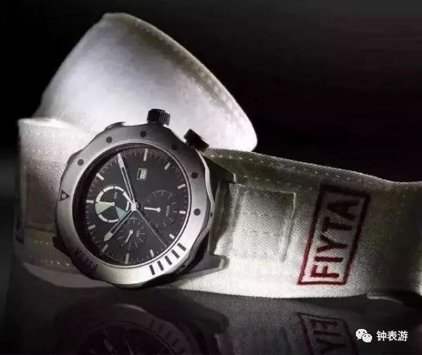 你手表真好看什么意思,你的手表真好看英语怎么说