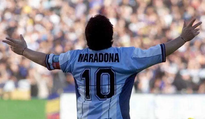 台湾不懂球的胖子原版解说,那个不懂球的胖子原视频