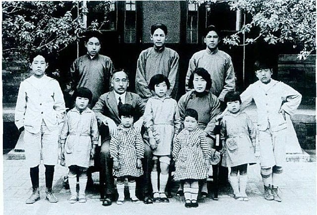 1963年王光美珍珠项链掉入缅甸大海，吴奈温以红宝石项链“赔偿”