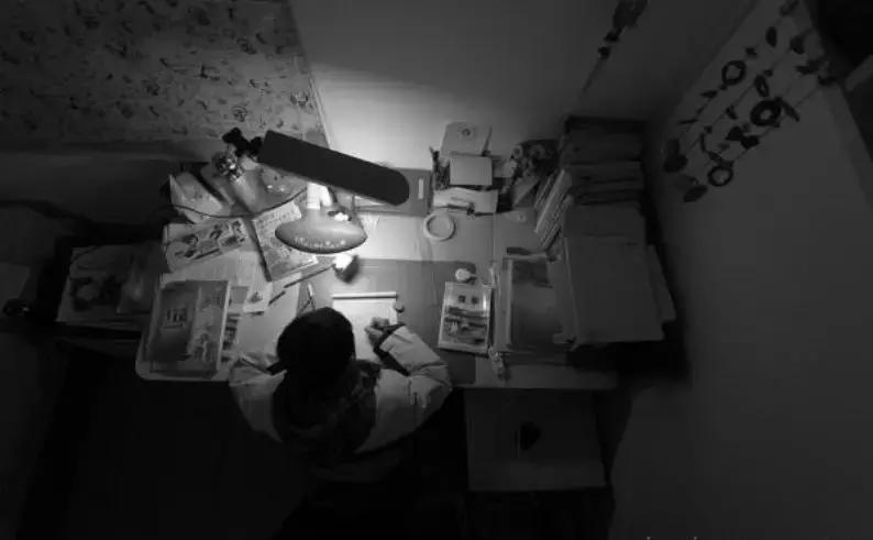 凌晨四点的成都故事讲述,凌晨四点的成都的故事