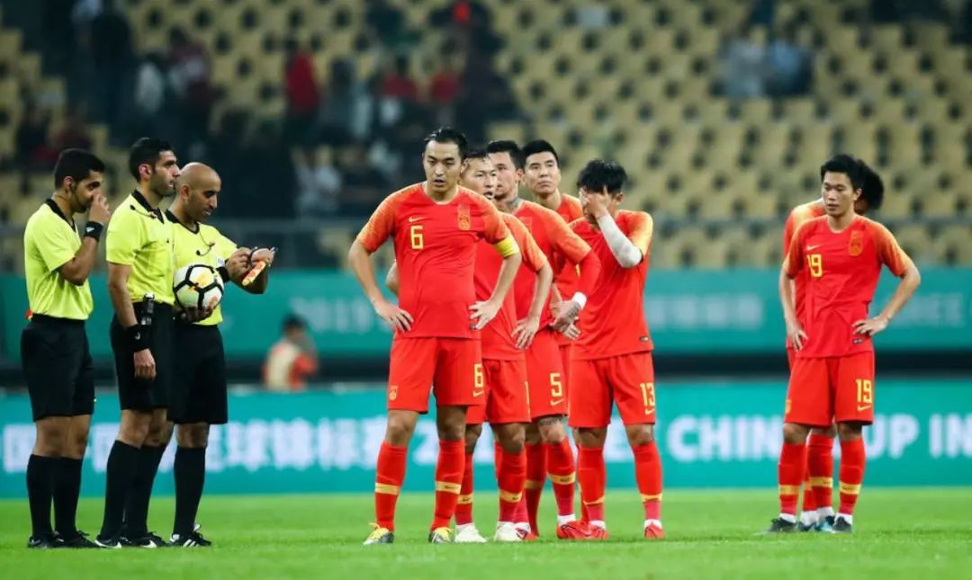 0-1，中国队又输了，紧急呼叫适合国足热身的对手！