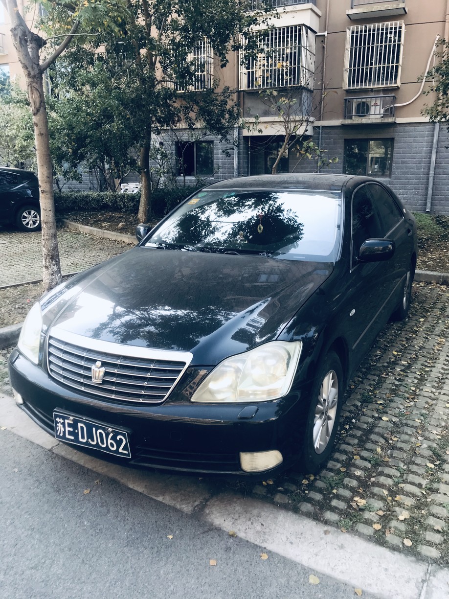 跑了最多里程的皇冠,皇冠2.5和雅阁2.4哪个动力好