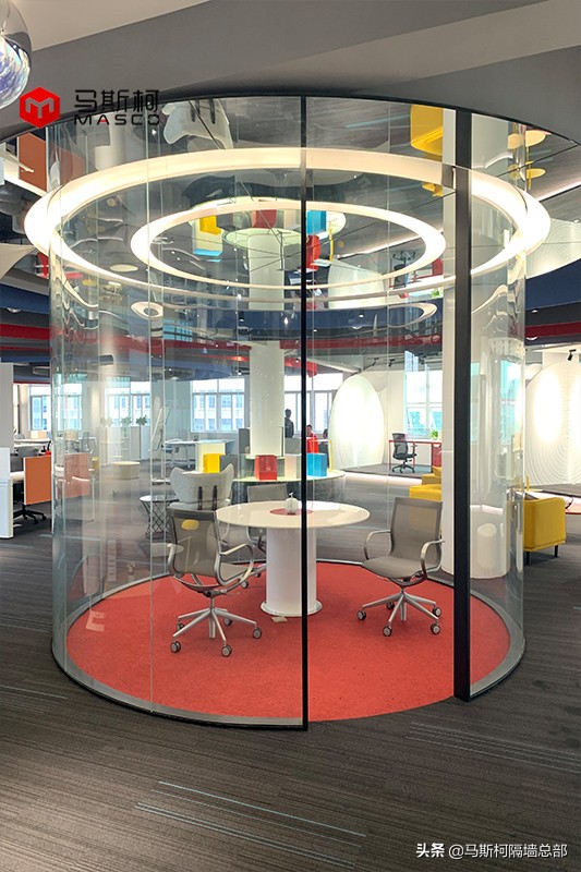 弧形玻璃隔断,弧形调光玻璃隔断价格