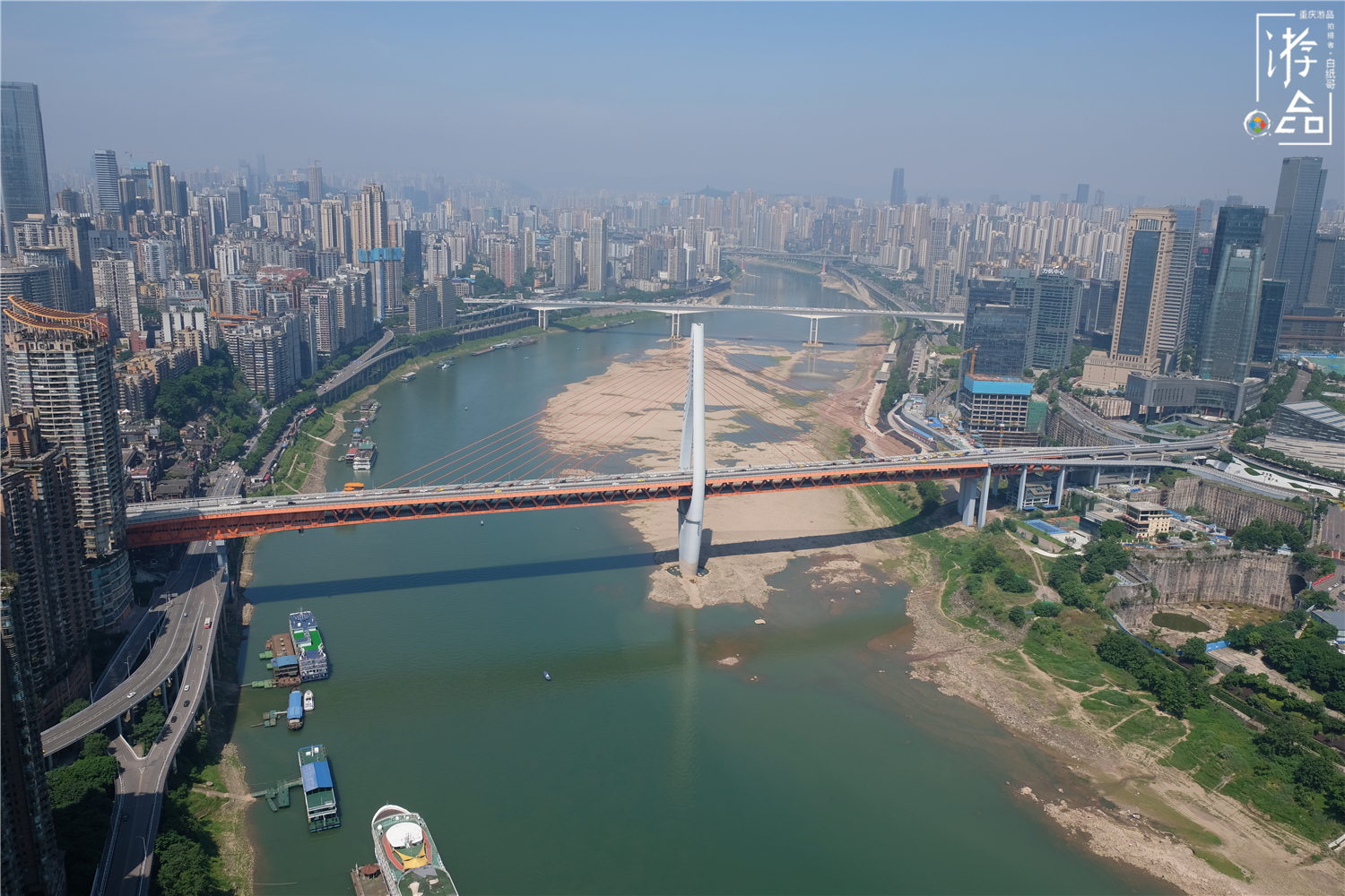 比上海东方明珠更贵，180元体验2小时，重庆来福士观景台值不值？