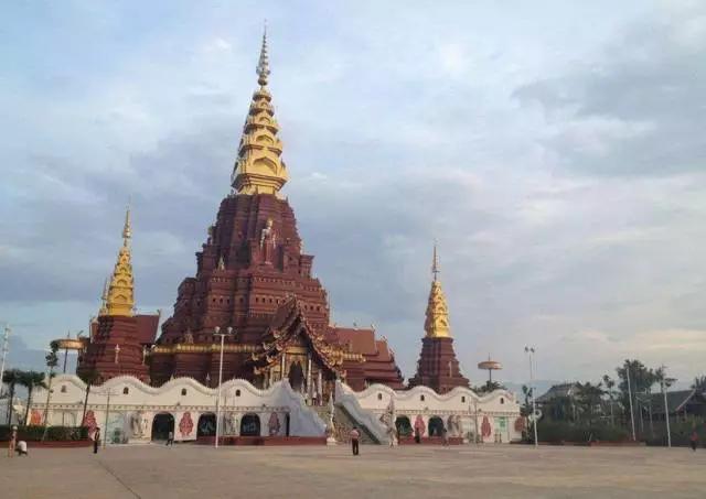 一起来了解傣族文化知识吧,一起来谈谈我们傣族的佛塔文化