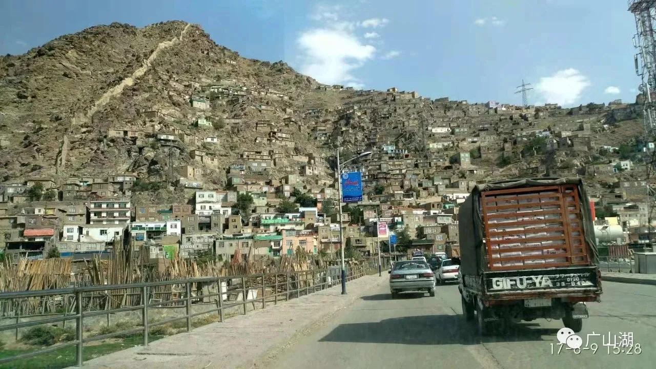 我在阿富汗当兵,我在阿富汗我的生意经