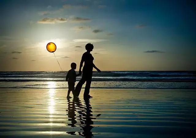 高血压昏迷不醒怎么急救,45岁男子突然晕倒2小时后离世