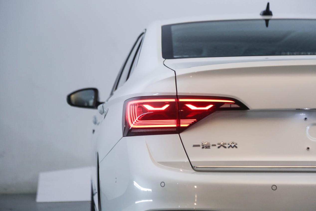 轿车大众速腾,大众紧凑型轿车速腾