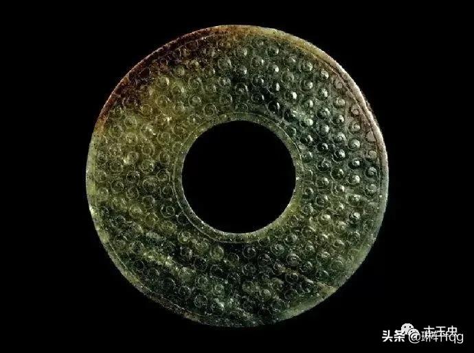 古玉孔道内外包浆沁色一致,古玉有沁色好还是无沁色好