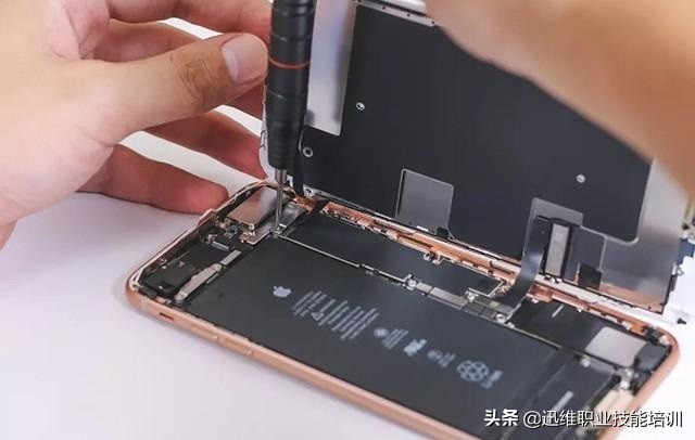 苹果手机触摸屏没反应后乱跳,苹果手机触摸屏没反应怎么办