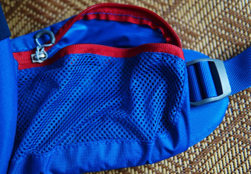 再也不怕背包被汗湿了：多特福特拉26L户外背包评测