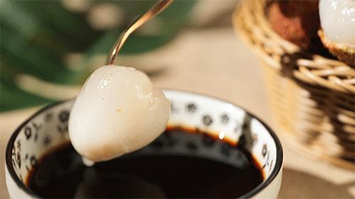 吃完这桌荔枝菜，我明白了荔枝圈的隐形鄙视链