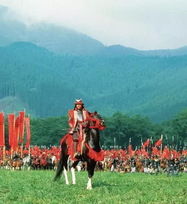 世人说我的爸爸是神，但他就是个普通人