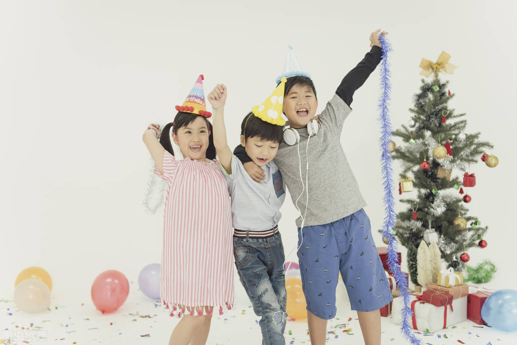 孩子说话比同龄人差很多怎么办,孩子说话不会跟人交流