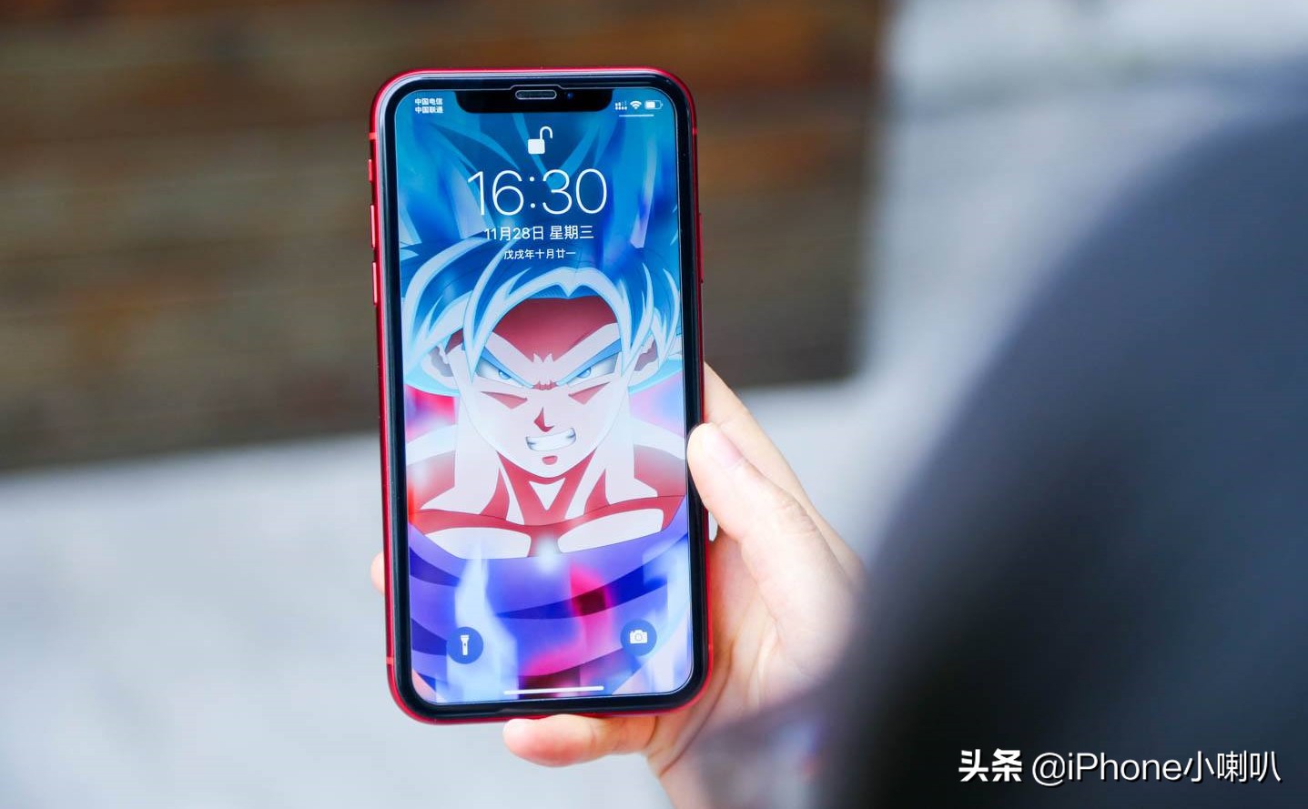 打脸?iPhoneXS掉浴缸竟然进水,律师:涉嫌虚假广告