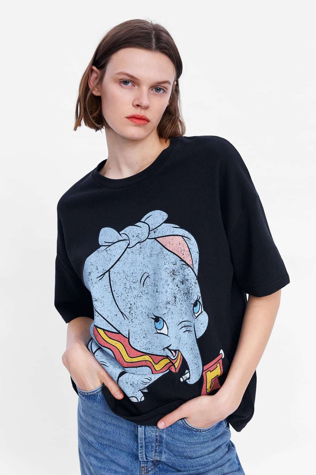 优衣库与kaws联名t恤 (优衣库kaws联名t恤图片)