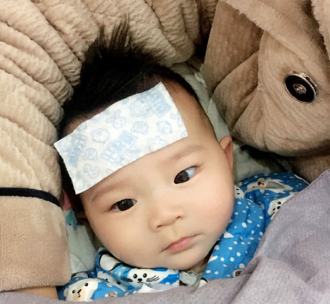 9个月宝宝没出牙不吃奶,9个月纯母乳宝宝没长牙