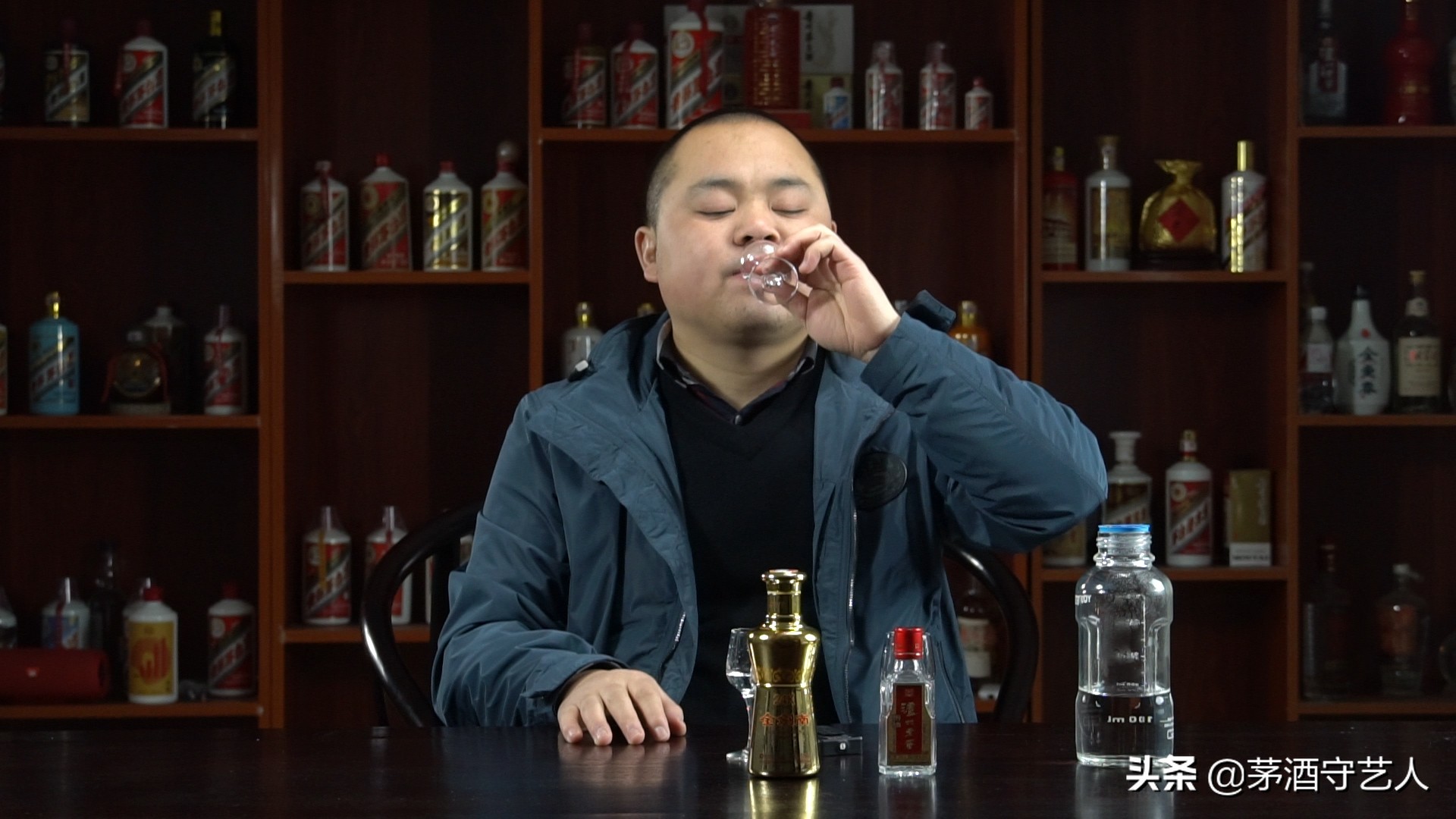 茅酒守艺人品酒古井贡酒,茅酒守艺人糖酒会