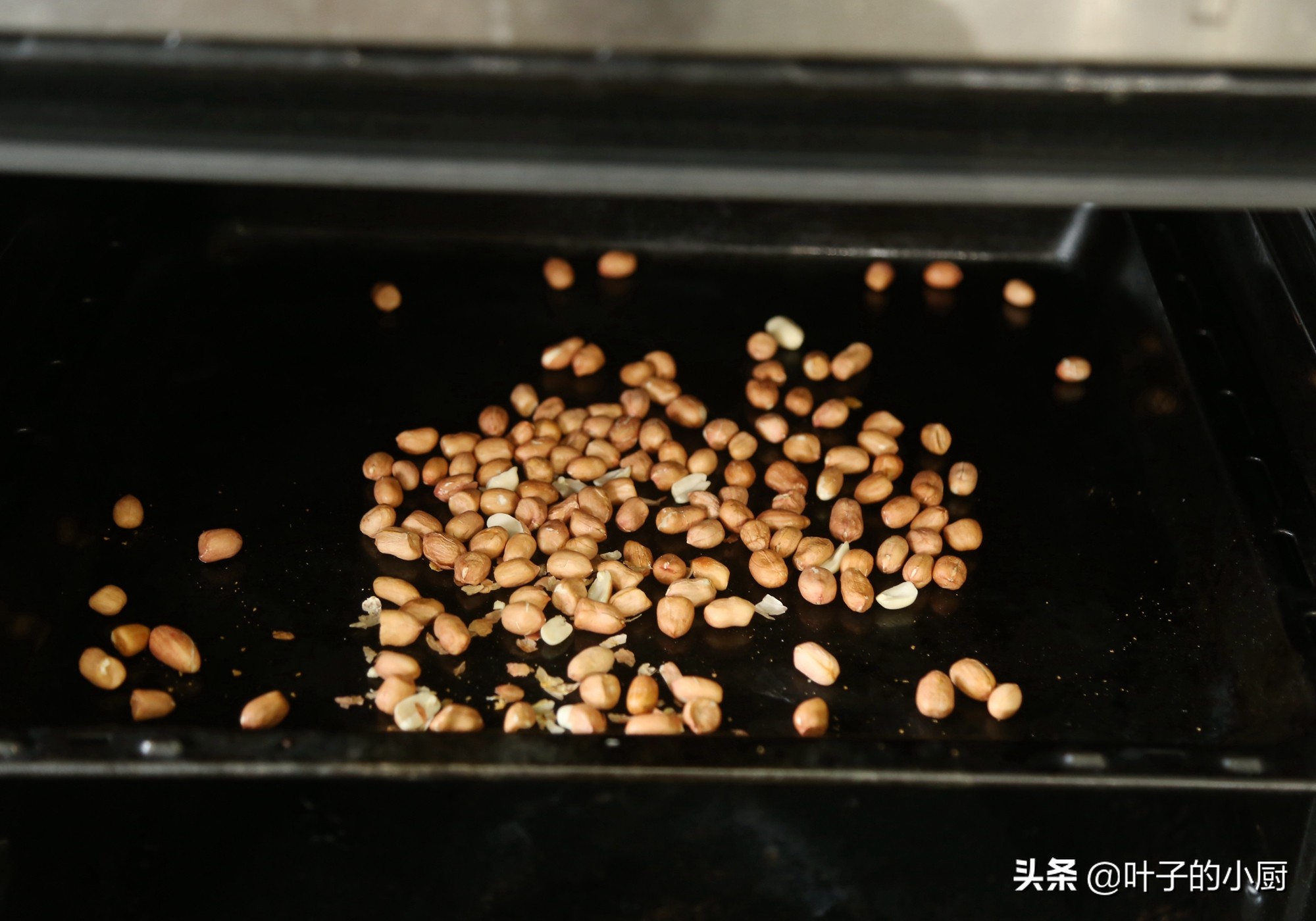 凉拌糖醋凉面怎么做才好吃,两分钟教你凉面做法夏天吃最可口