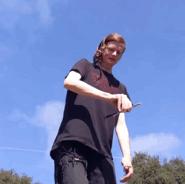 为了练好蝴蝶刀,多少根加藤鹰手指也不够剁