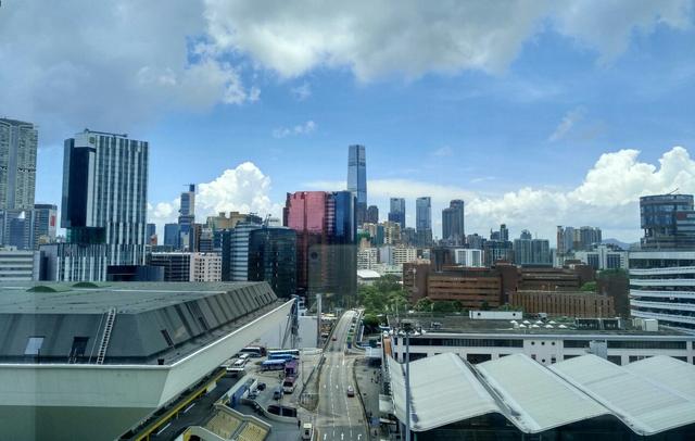 香港从什么年代开始繁华的,普通人第一次去香港感受