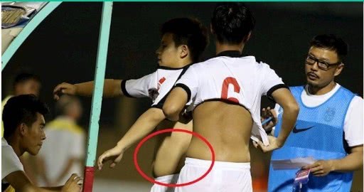 国足1-3爆冷不敌越南眼神防守,复仇机会来了