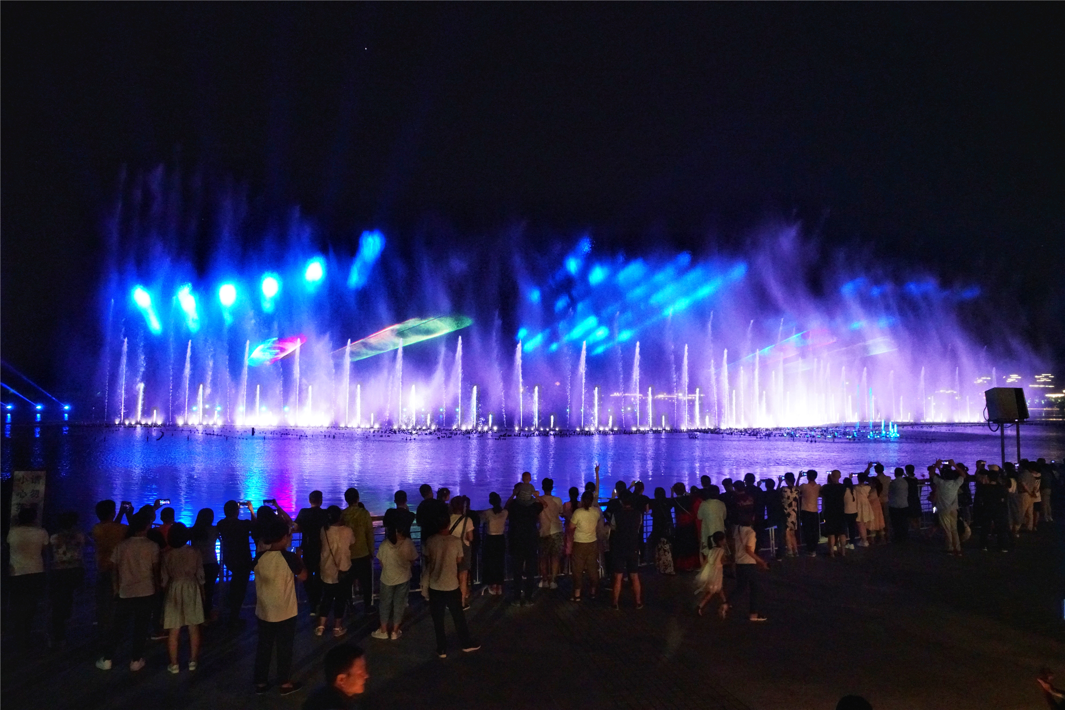 中国首家运动主题乐园,中国皮影戏乐园