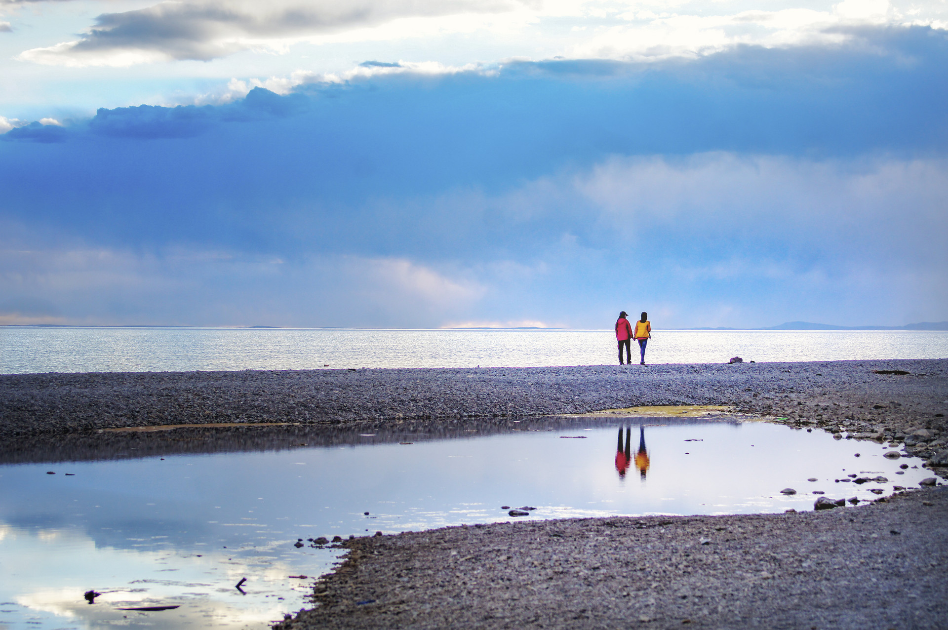 你突然觉得一个人疏远你是为什么,如果有个人突然疏远你