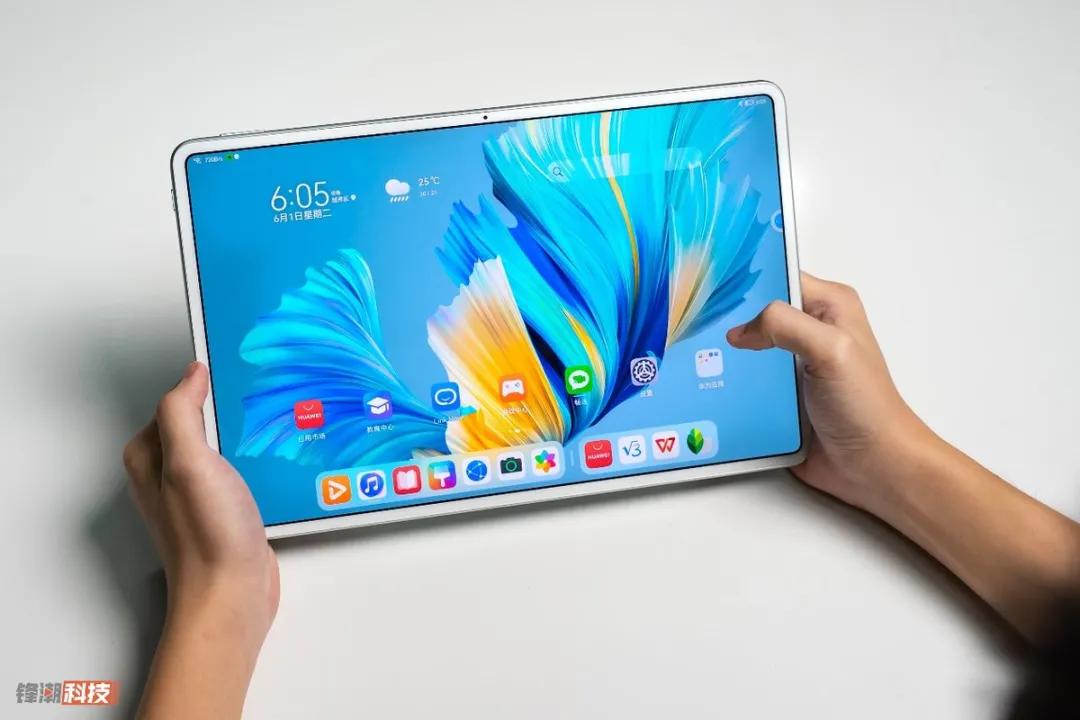 华为m68.4寸平板升级鸿蒙系统,用上麒麟芯片的华为平板