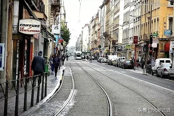 缇庨涔嬮兘,閲屾槀缇庨