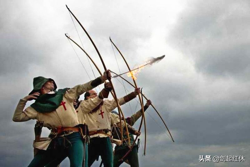 浅析中世纪席卷英国的弓箭风潮是如何形成的