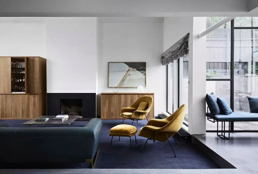 白墙的灰印迹怎么去除,白墙有泥渍怎么去除