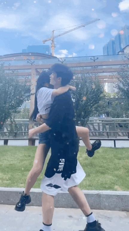 太害羞怎么谈恋爱,和体育生谈恋爱有多浪漫