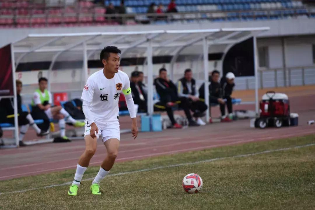 莫塔打布斯克茨,莫塔角球直接破门