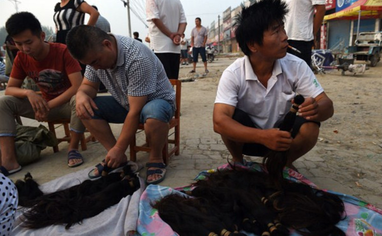 什么样的假发戴起来比较舒服自然,原来假发是这样戴的图片