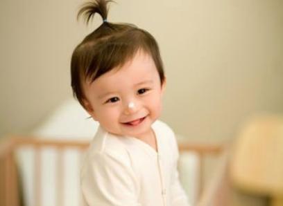 伊利金领冠睿护婴儿配方奶粉800g,金领冠睿护奶粉怎么辨别真假