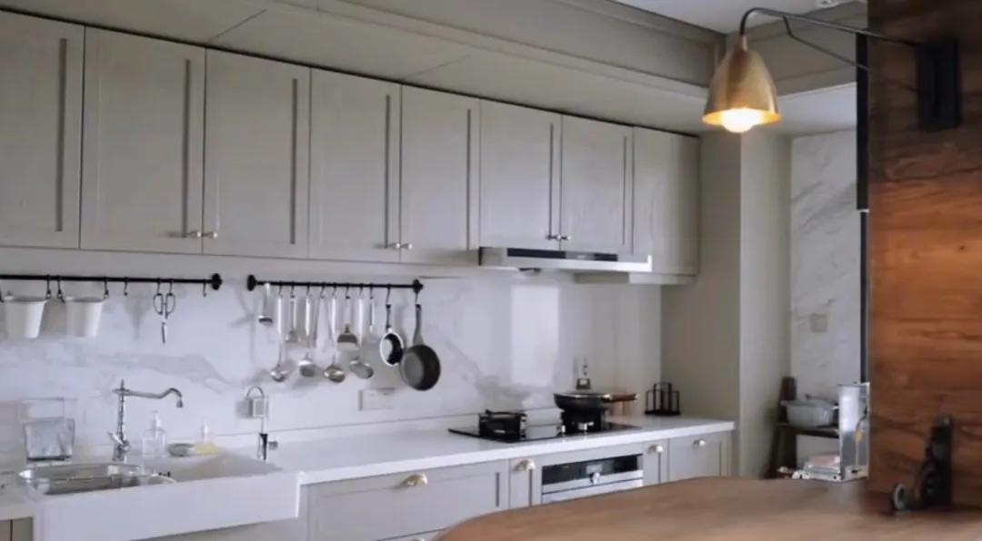 杨子姗专访完整视频,明星谈杨子姗