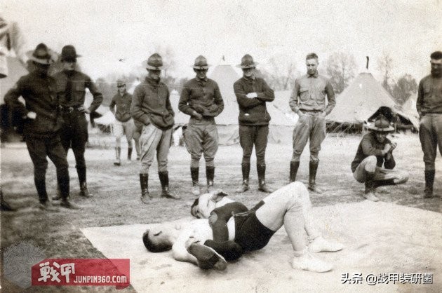 鎴樼敳杞伴福,鎴樼敳鎴樻枟鐗囨