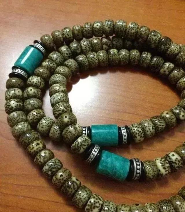 星月菩提怎么盘玩更亮更容易上色,星月菩提怎么盘玩亮的快些呢