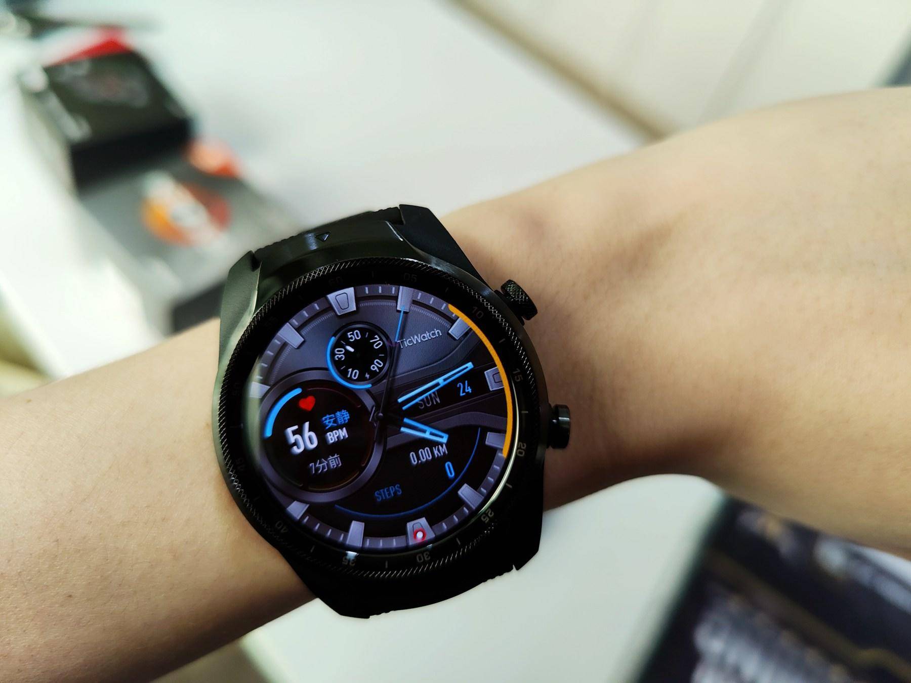 ticwatchpro2020款对比老款,ticwatchpro2021