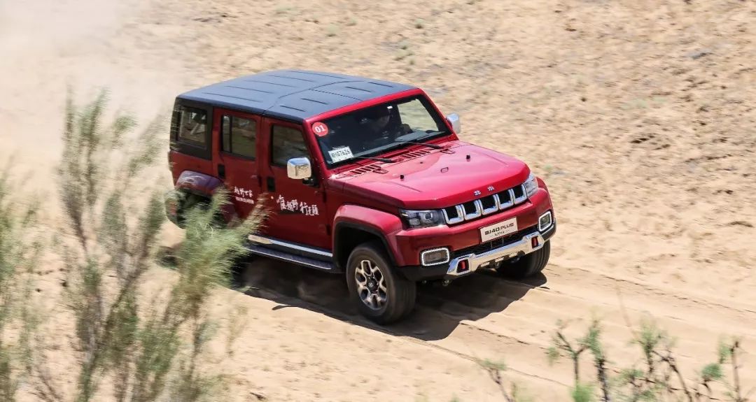四驱硬派越野推荐20万以内落地,1万元硬派越野大梁四驱自动挡