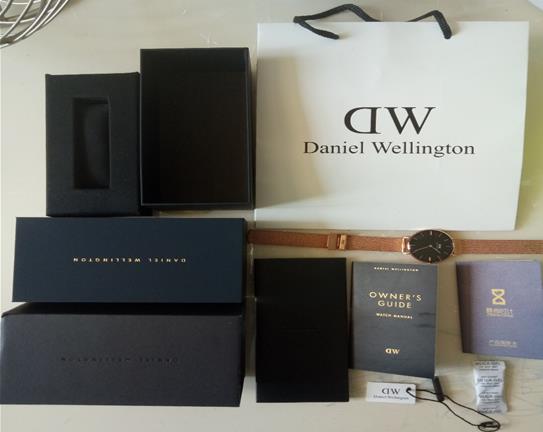 dw手表怎么样分辨真假视频,dw女士手表真假区别