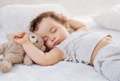 爷爷奶奶别拖孩子后腿,别再拖孩子的后腿