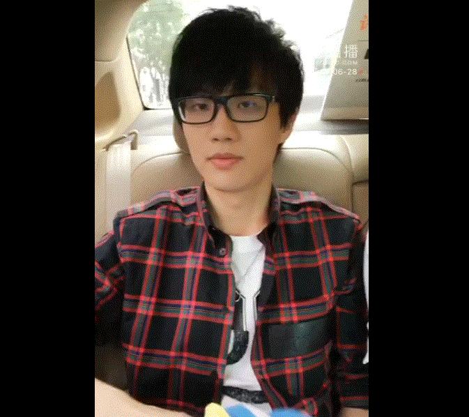 许嵩成名心酸史,回顾许嵩的成名之路